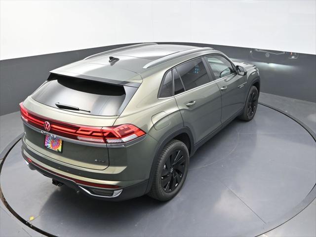 new 2025 Volkswagen Atlas Cross Sport car, priced at $45,026