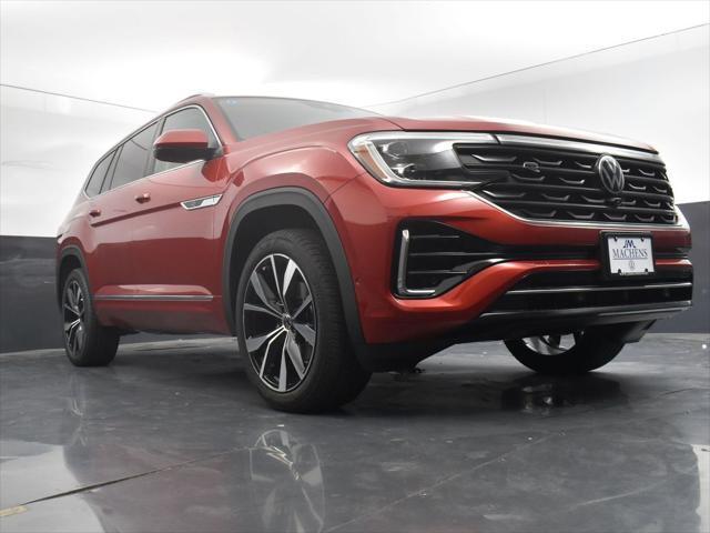 new 2025 Volkswagen Atlas car, priced at $52,175