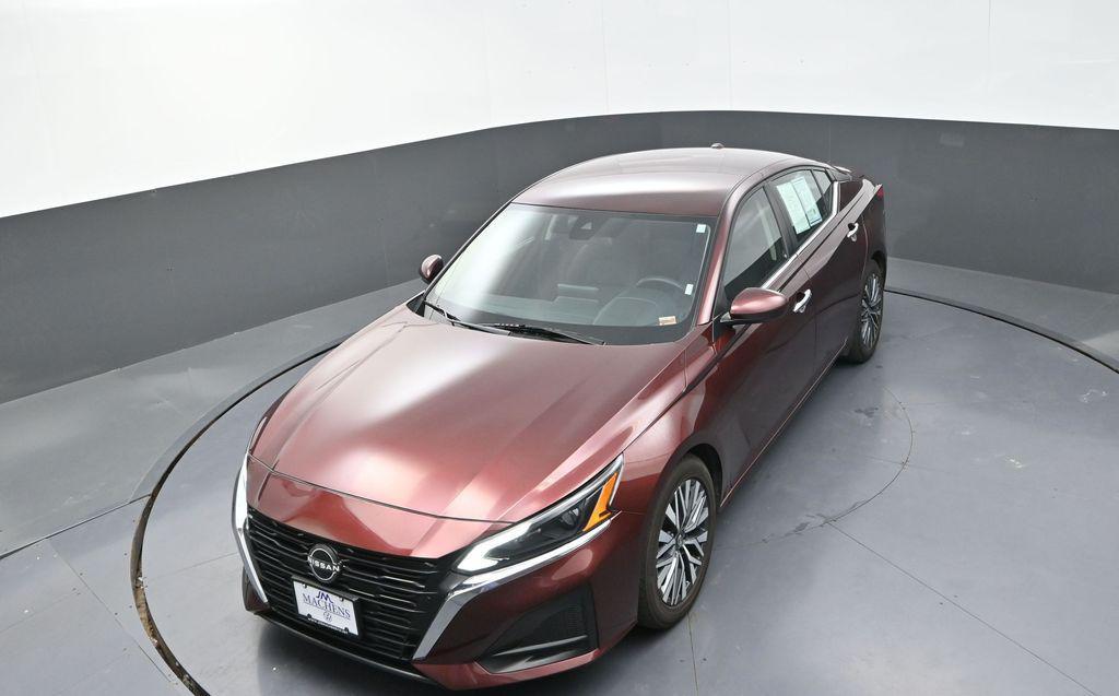 used 2023 Nissan Altima car, priced at $18,349