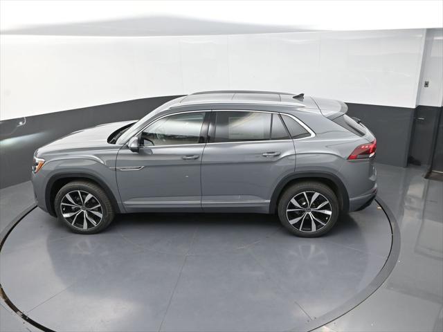 new 2025 Volkswagen Atlas Cross Sport car, priced at $51,250
