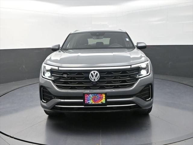 new 2025 Volkswagen Atlas Cross Sport car, priced at $51,250