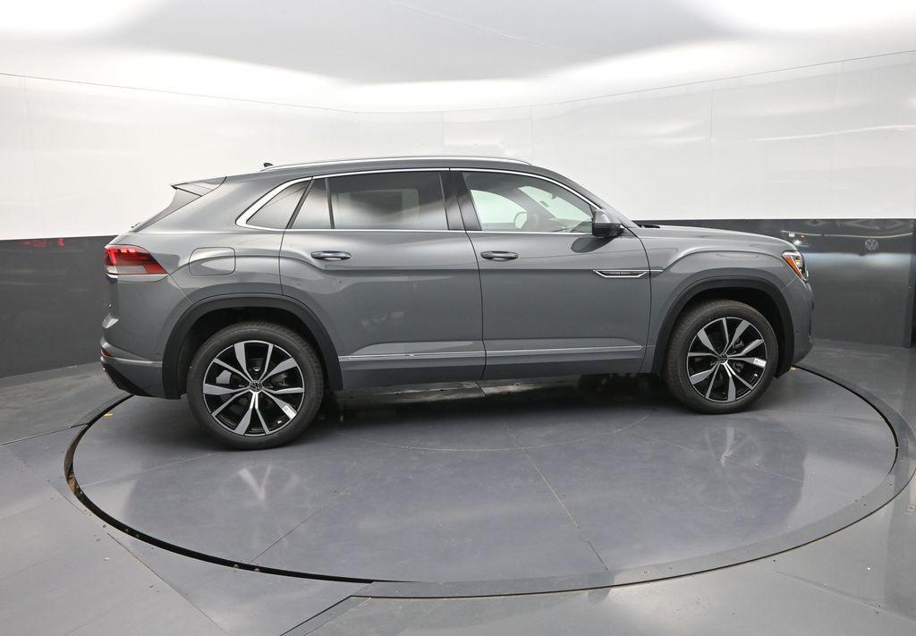 new 2025 Volkswagen Atlas Cross Sport car, priced at $51,250