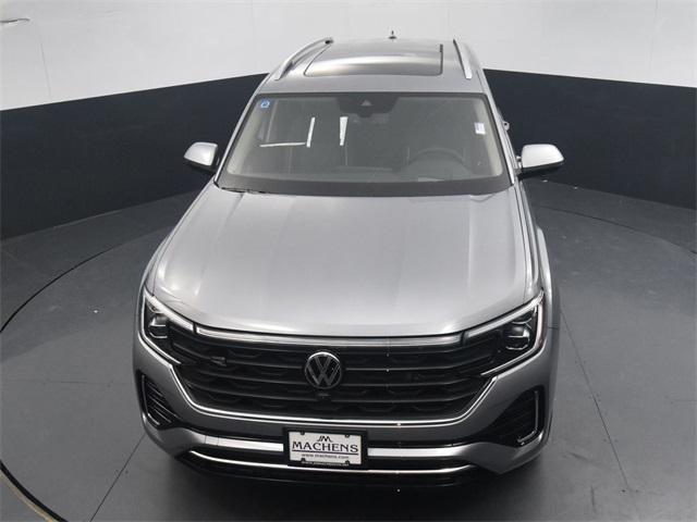 new 2024 Volkswagen Atlas car, priced at $50,918