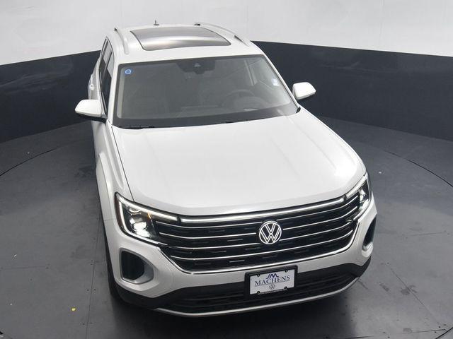 new 2024 Volkswagen Atlas car, priced at $45,246