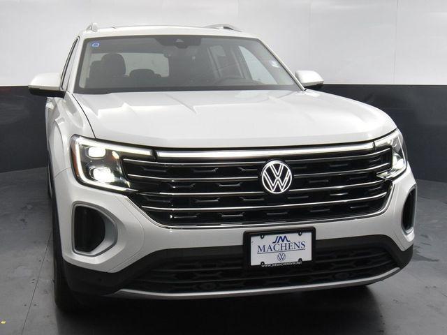 new 2024 Volkswagen Atlas car, priced at $45,246