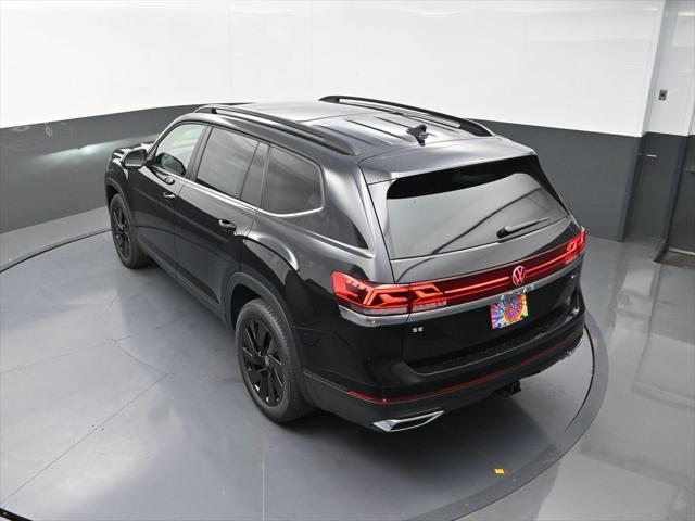 new 2025 Volkswagen Atlas car, priced at $45,073