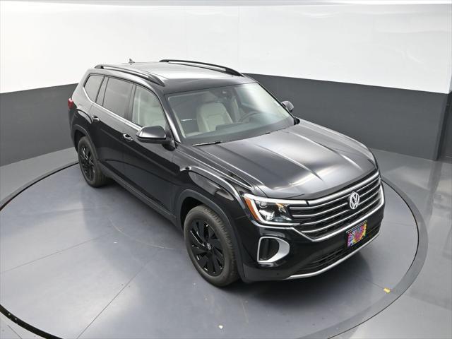 new 2025 Volkswagen Atlas car, priced at $45,073