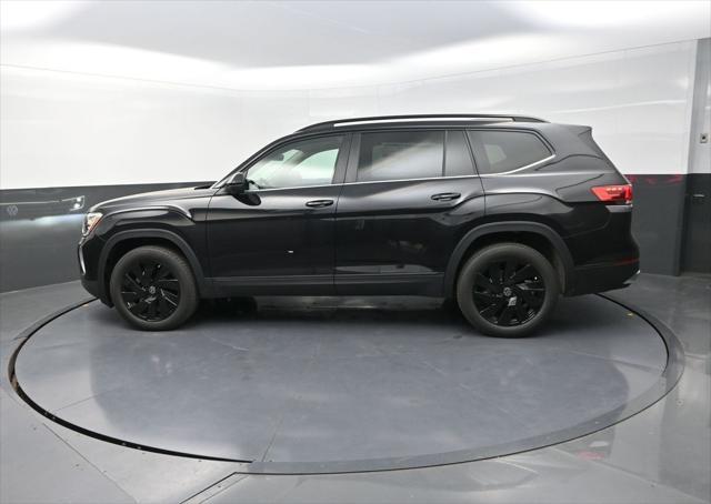 new 2025 Volkswagen Atlas car, priced at $45,073