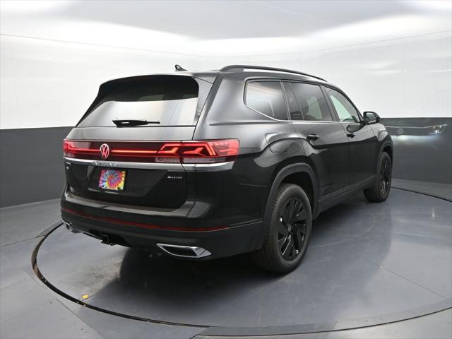 new 2025 Volkswagen Atlas car, priced at $45,073