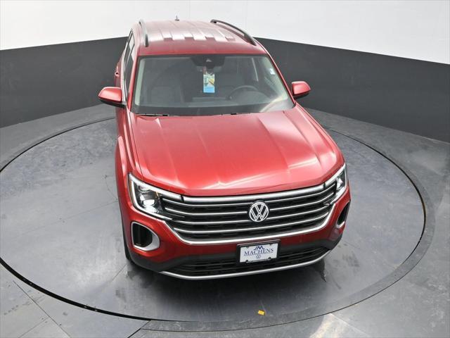 new 2024 Volkswagen Atlas car, priced at $39,745