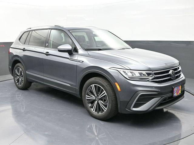 new 2024 Volkswagen Tiguan car, priced at $33,956