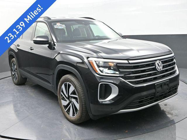 used 2024 Volkswagen Atlas car, priced at $34,002