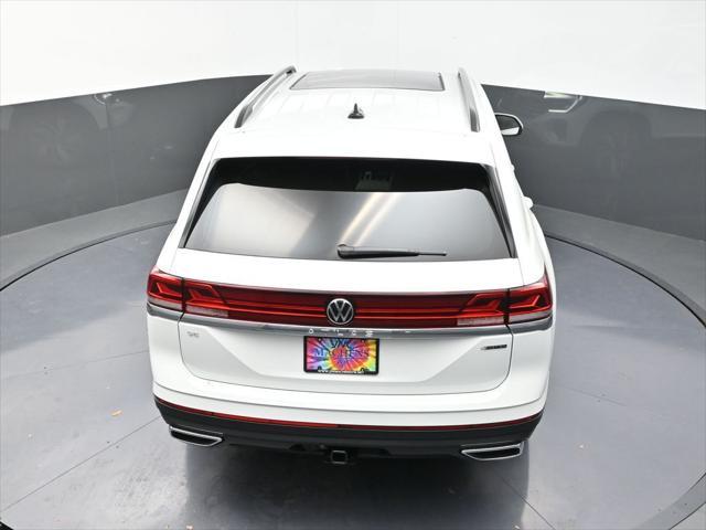 new 2025 Volkswagen Atlas car, priced at $44,561