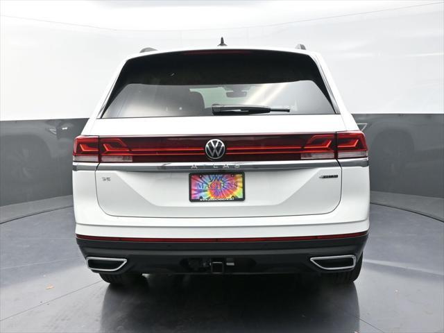 new 2025 Volkswagen Atlas car, priced at $44,561