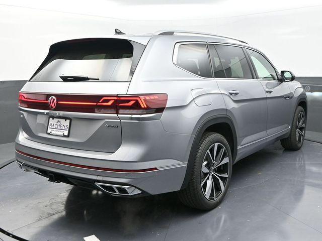 new 2025 Volkswagen Atlas car, priced at $51,738