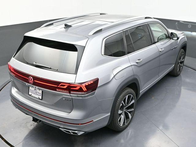 new 2025 Volkswagen Atlas car, priced at $51,738