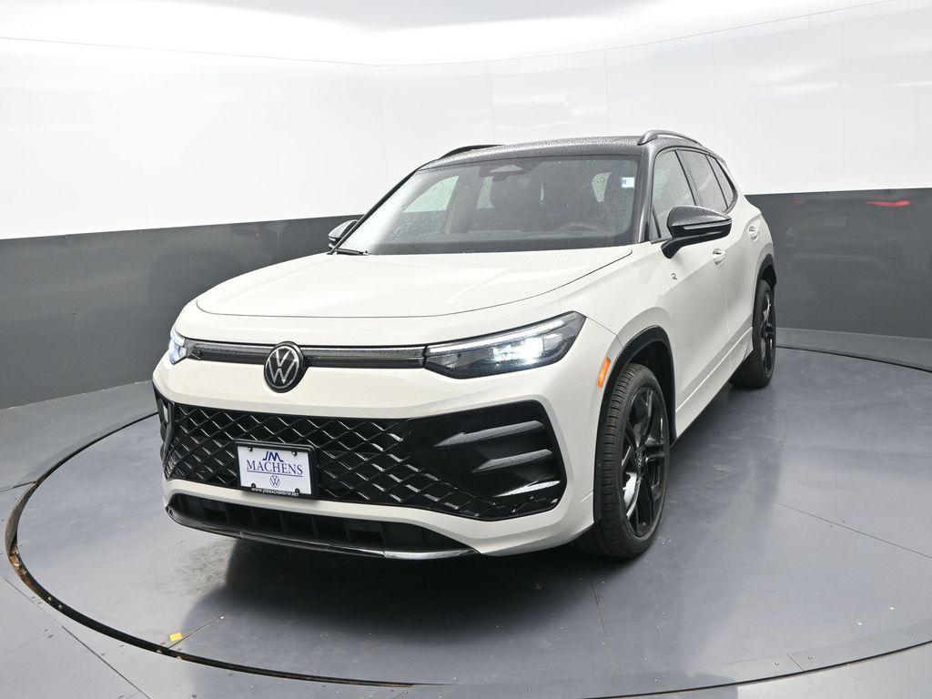 new 2026 Volkswagen Tiguan car, priced at $37,713