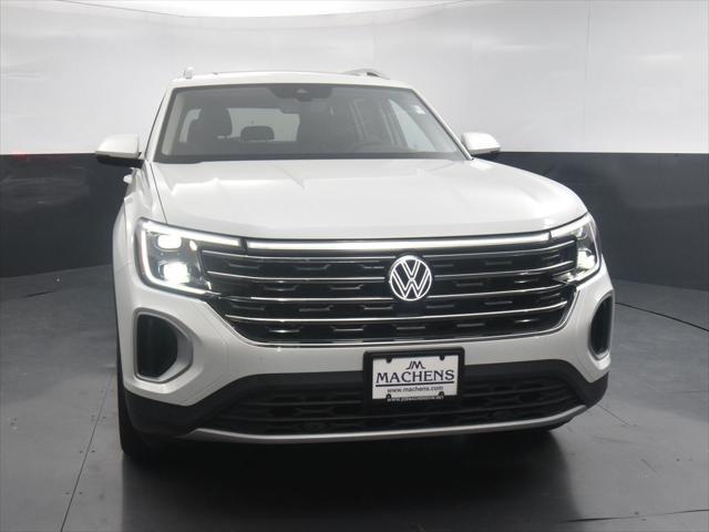 new 2024 Volkswagen Atlas car, priced at $44,226