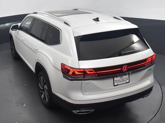 new 2024 Volkswagen Atlas car, priced at $45,226