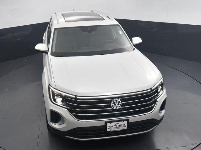 new 2024 Volkswagen Atlas car, priced at $45,226