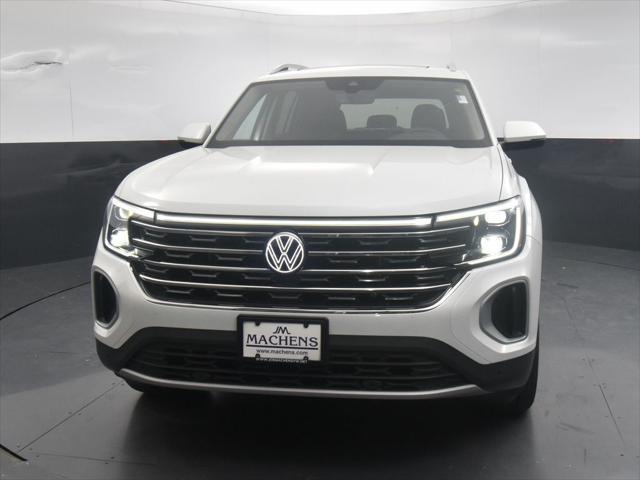 new 2024 Volkswagen Atlas car, priced at $44,226