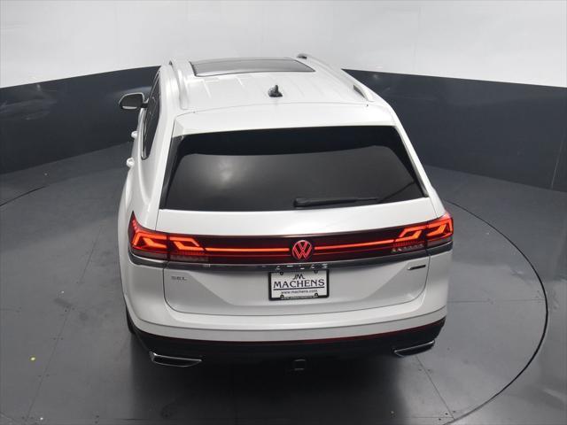 new 2024 Volkswagen Atlas car, priced at $44,226