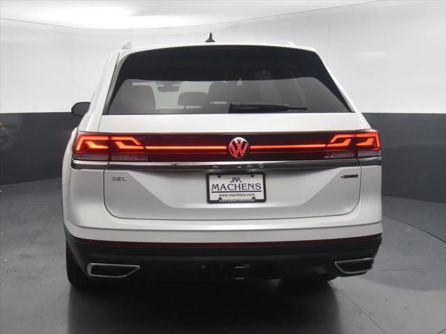 new 2024 Volkswagen Atlas car, priced at $44,226