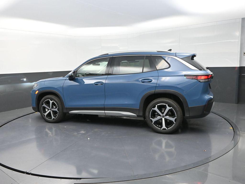 new 2025 Volkswagen Tiguan car, priced at $35,697