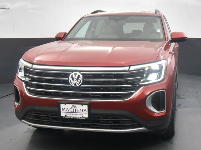 new 2024 Volkswagen Atlas car, priced at $40,313