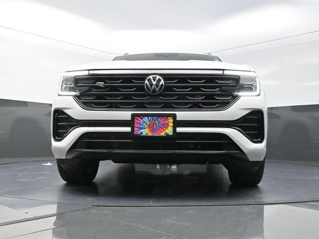 new 2026 Volkswagen Atlas Cross Sport car, priced at $51,446
