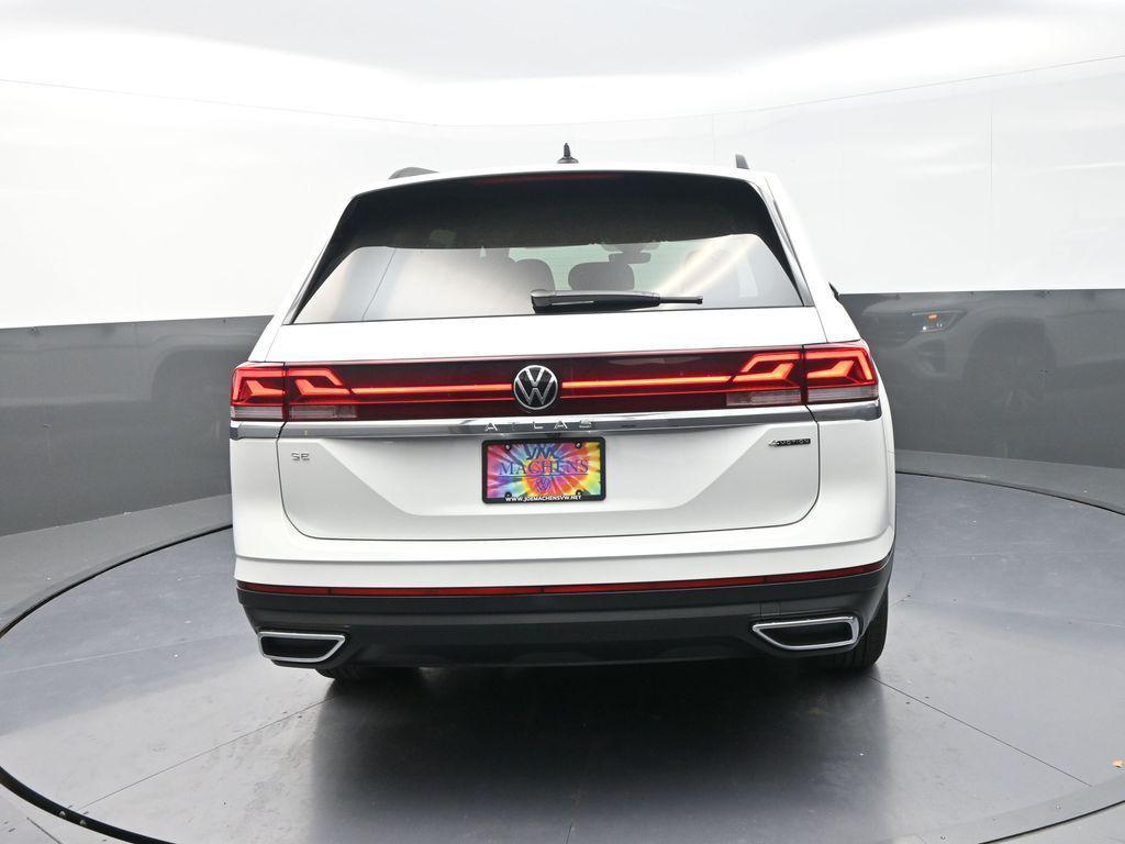 new 2026 Volkswagen Atlas car, priced at $41,682