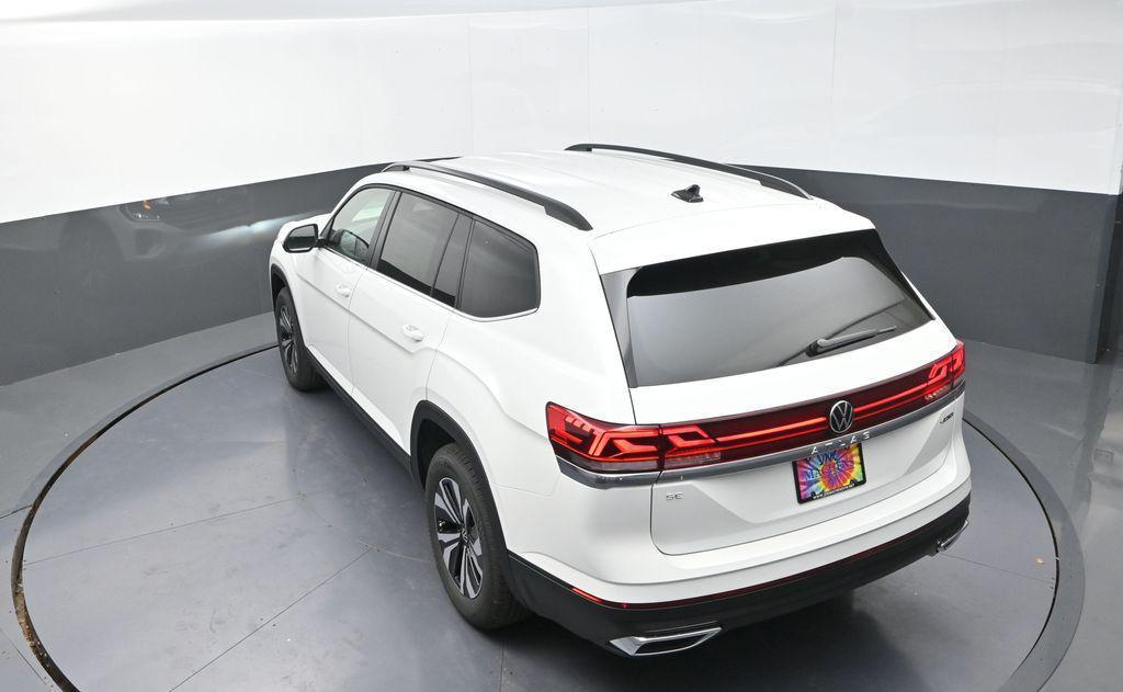 new 2026 Volkswagen Atlas car, priced at $41,682