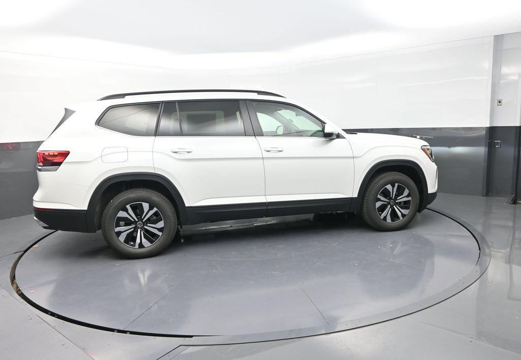 new 2026 Volkswagen Atlas car, priced at $41,682