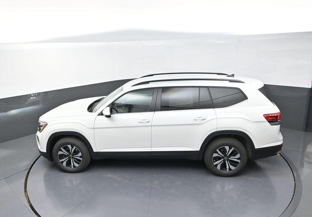 new 2026 Volkswagen Atlas car, priced at $41,682