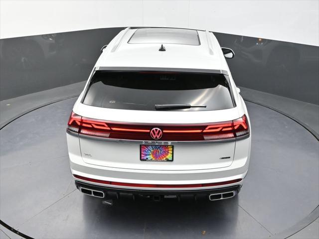 new 2025 Volkswagen Atlas Cross Sport car, priced at $51,372