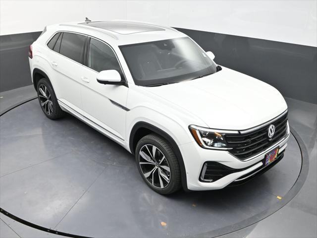 new 2025 Volkswagen Atlas Cross Sport car, priced at $51,372