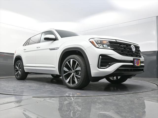 new 2025 Volkswagen Atlas Cross Sport car, priced at $51,372