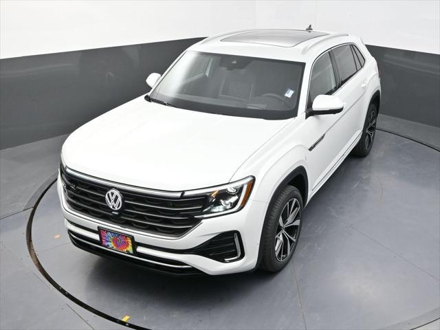 new 2025 Volkswagen Atlas Cross Sport car, priced at $51,372