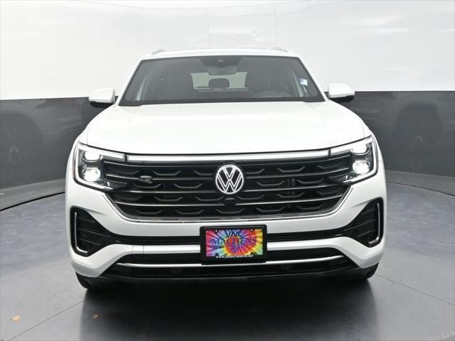 new 2025 Volkswagen Atlas Cross Sport car, priced at $51,372