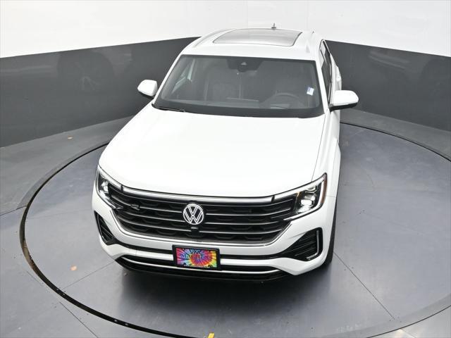 new 2025 Volkswagen Atlas Cross Sport car, priced at $51,372