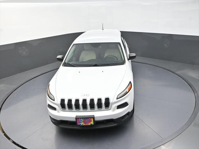used 2016 Jeep Cherokee car, priced at $16,341