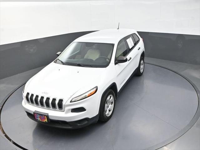 used 2016 Jeep Cherokee car, priced at $16,341