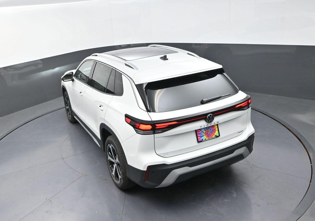 new 2025 Volkswagen Tiguan car, priced at $36,676
