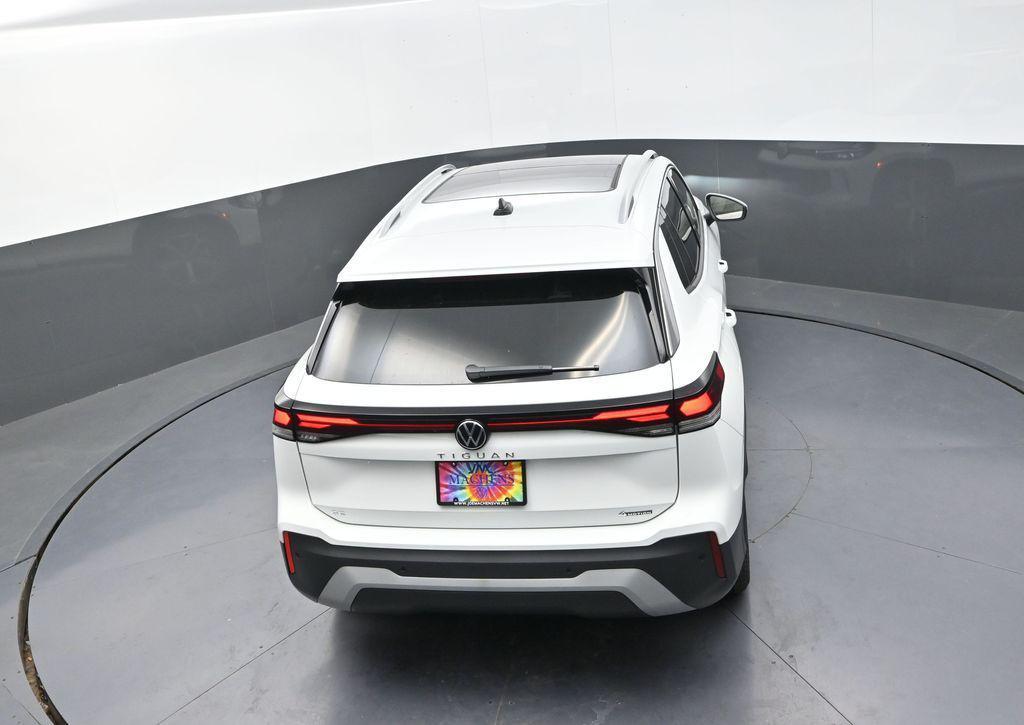 new 2025 Volkswagen Tiguan car, priced at $36,676