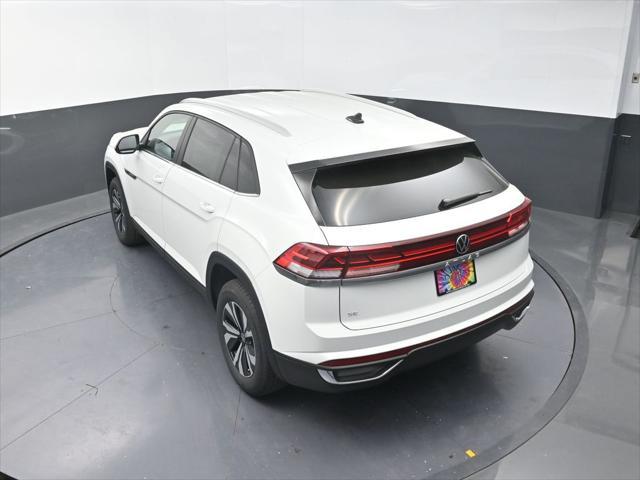 new 2025 Volkswagen Atlas Cross Sport car, priced at $36,298