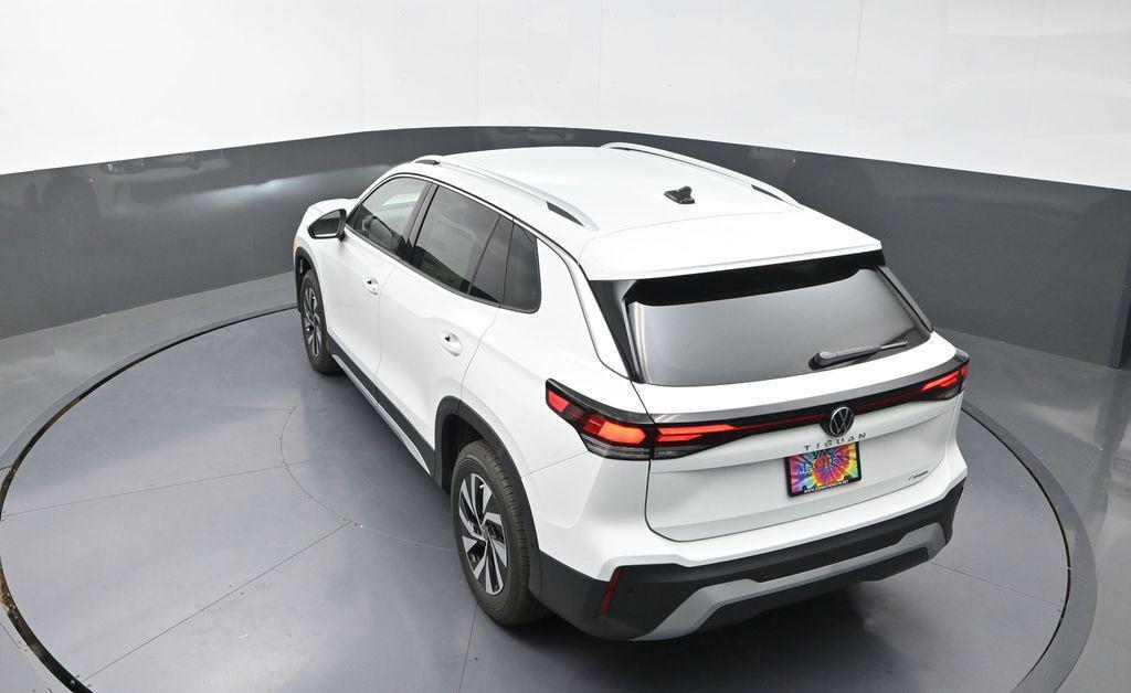 new 2025 Volkswagen Tiguan car, priced at $32,271
