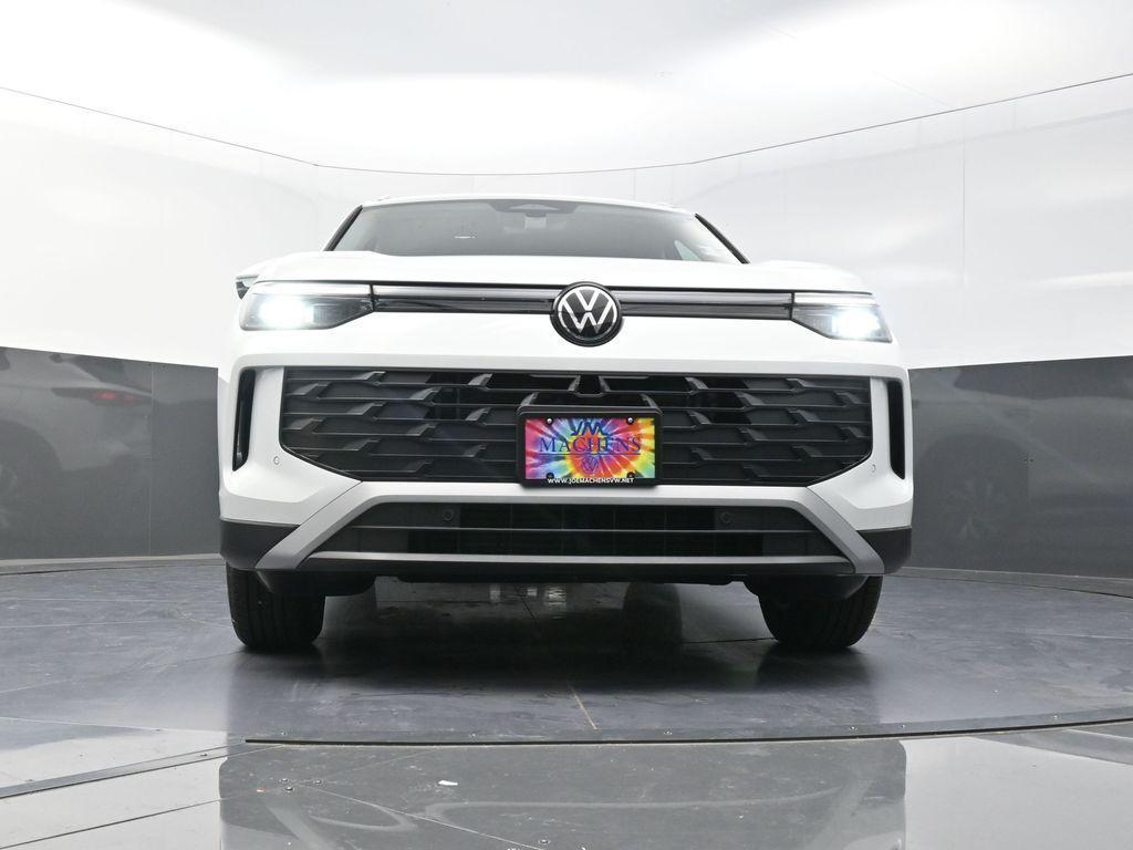 new 2025 Volkswagen Tiguan car, priced at $32,271