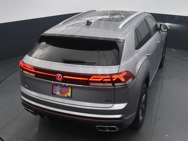 new 2024 Volkswagen Atlas Cross Sport car, priced at $45,848