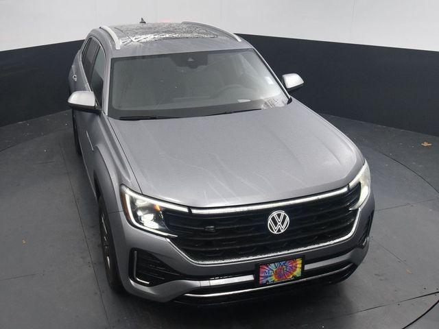 new 2024 Volkswagen Atlas Cross Sport car, priced at $45,848