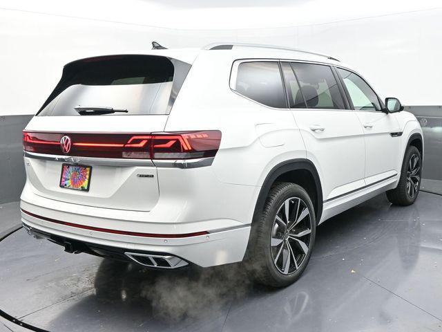 new 2025 Volkswagen Atlas car, priced at $52,175